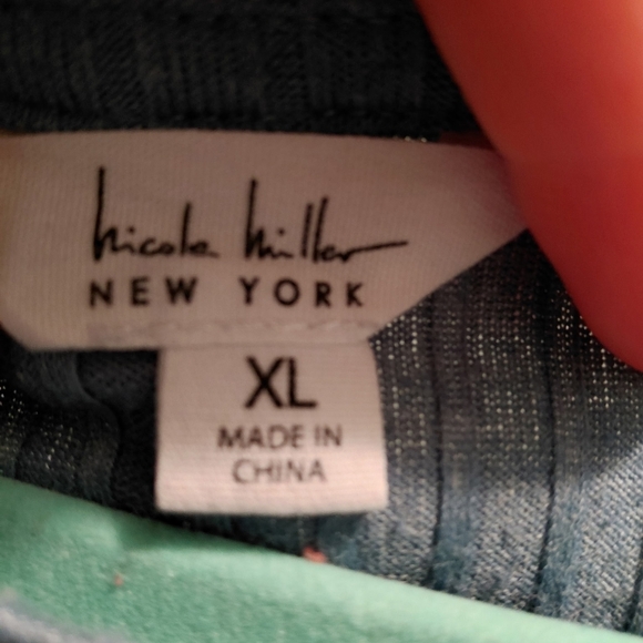 Nicole Miller Blue Ruffled Top - Picture 3 of 3